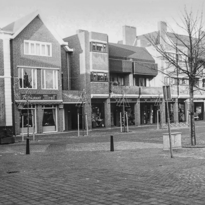 Mirell in 1984
