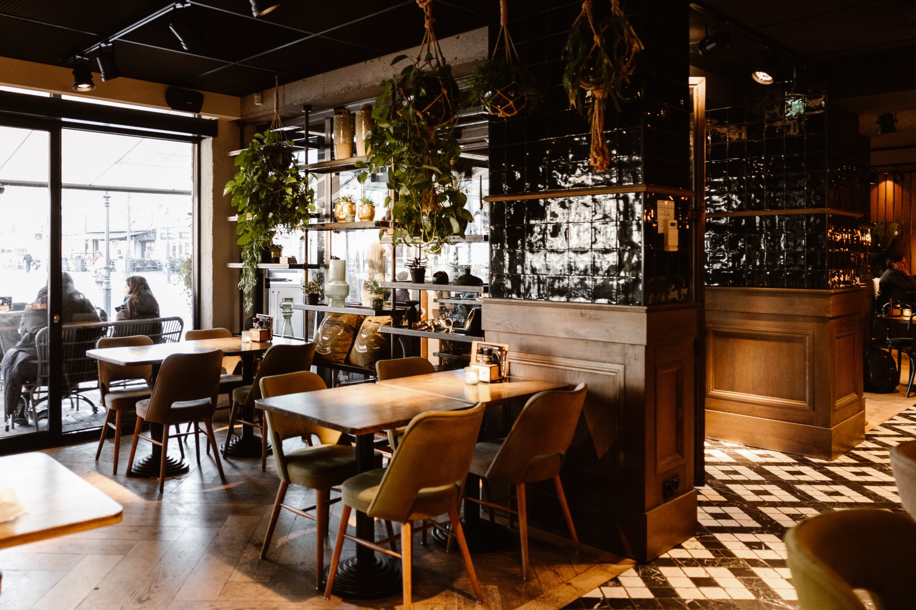 Entree van Brasserie Mirell